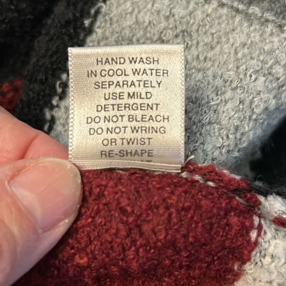 SOLD. Vintage Christopher & Banks Plaid Colorblock Button-Up Woman Cardigan - Picture 10 of 11